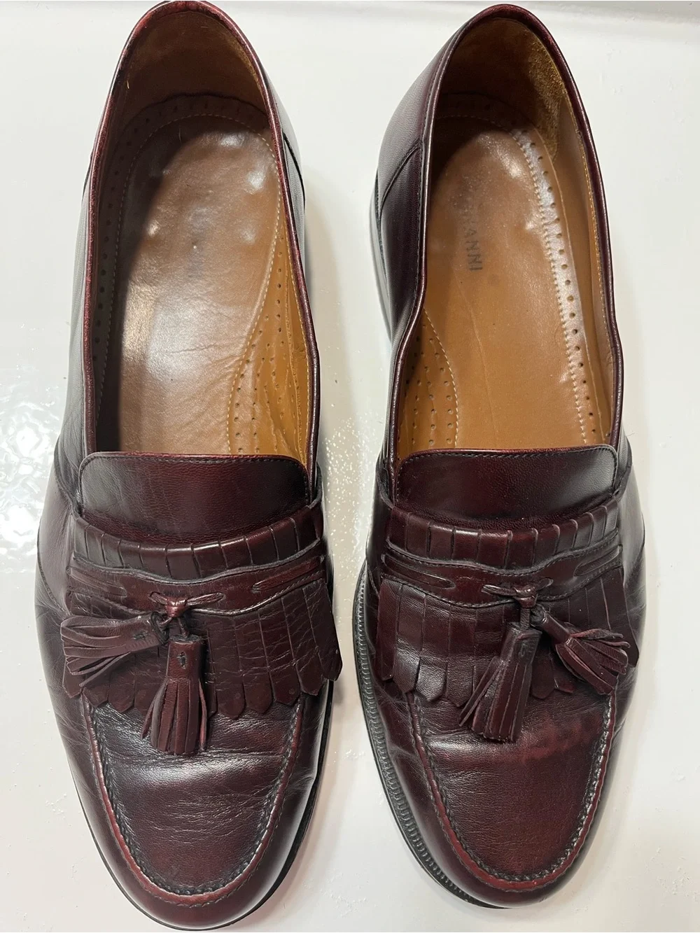 Magnanni hand finished